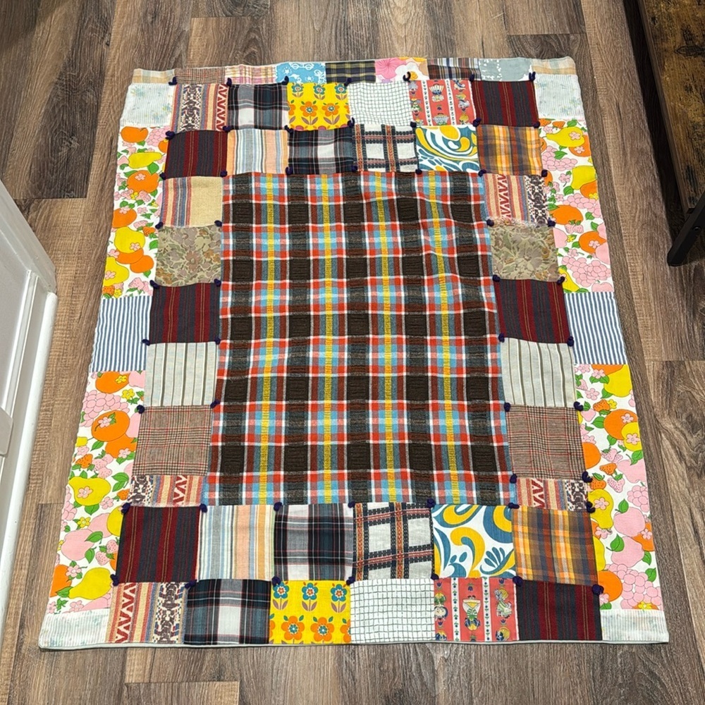 Vintage Handmade Patchwork Lap Quilt with flaws - Picture 1 of 9